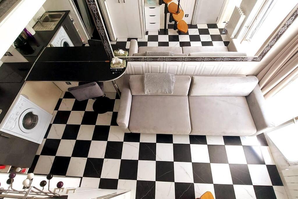 Duplex Notre-Dame De Paris Apartment Exterior photo
